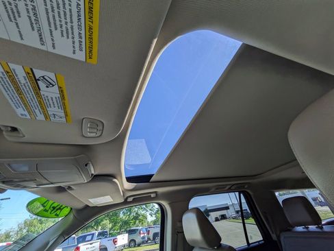 Used 2024 Ford Expedition Max Limited AWD/4WD image 19