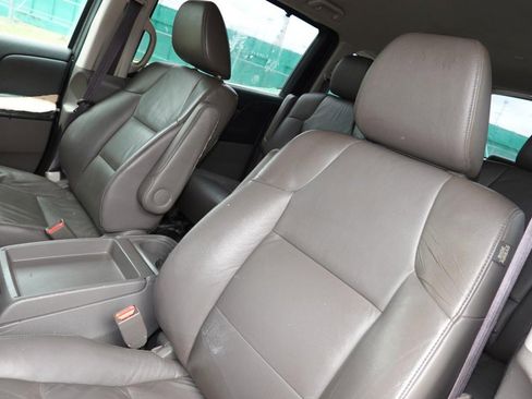 Used 2011 Honda Odyssey EX-L image 12
