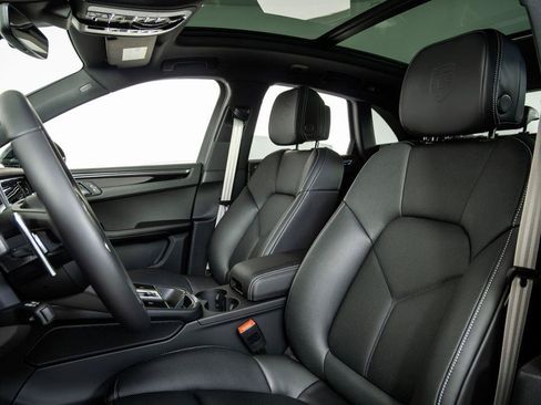 New 2026 Porsche Macan S AWD/4WD image 5