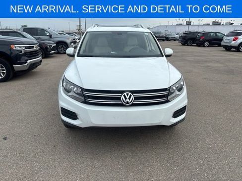 Used 2017 Volkswagen Tiguan Wolfsburg Edition AWD/4WD image 4