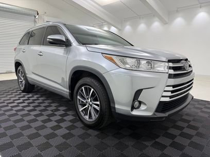 Used 2017 Toyota Highlander XLE