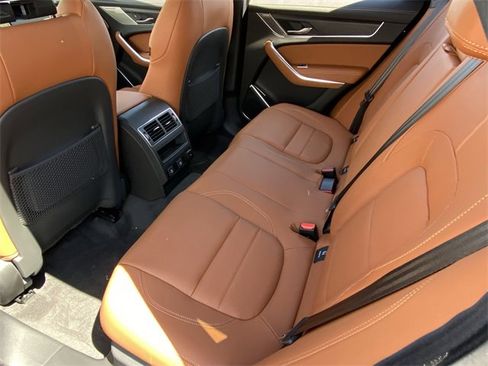 New 2025 Jaguar F-PACE R-Dynamic S image 15