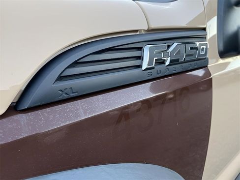 Used 2013 Ford F450 XL w/ Snow Plow Prep Pkg image 42