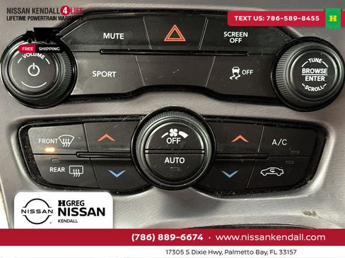 Used 2020 Dodge Challenger SXT w/ Blacktop Package image 23