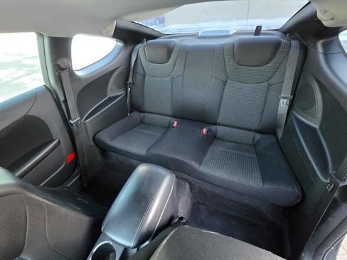 Used 2011 Hyundai Genesis 2.0T image 9