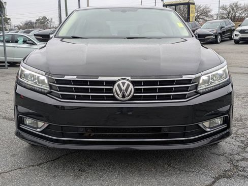 Used 2018 Volkswagen Passat 2.0T SE image 9
