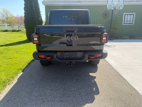 Used 2020 Jeep Gladiator Rubicon AWD/4WD image 4