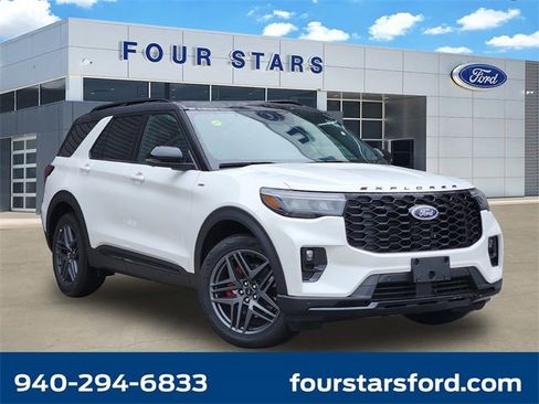 New 2025 Ford Explorer ST-Line w/ Premium Package image 1
