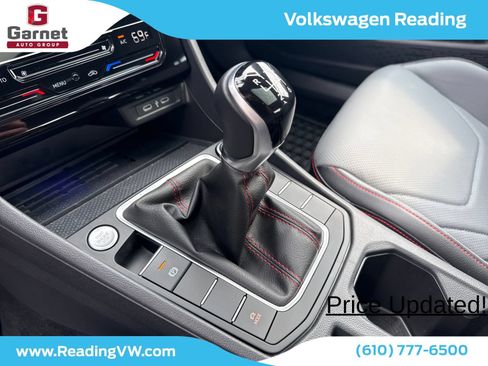 Used 2026 Volkswagen Jetta GLI Autobahn FWD image 23