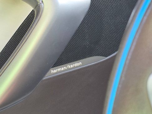 Used 2017 BMW i8 AWD/4WD image 17