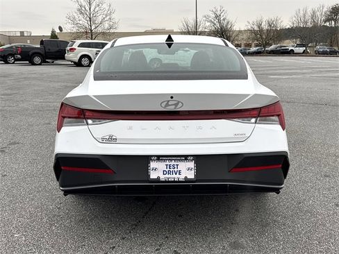 New 2026 Hyundai Elantra Blue image 6