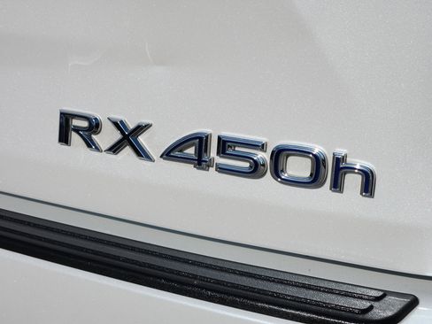 Used 2017 Lexus RX 450h AWD image 14
