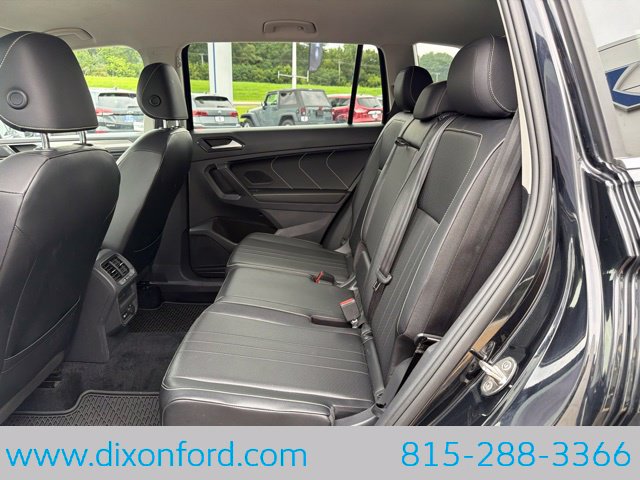 Used 2022 Volkswagen Tiguan SE AWD/4WD image 21