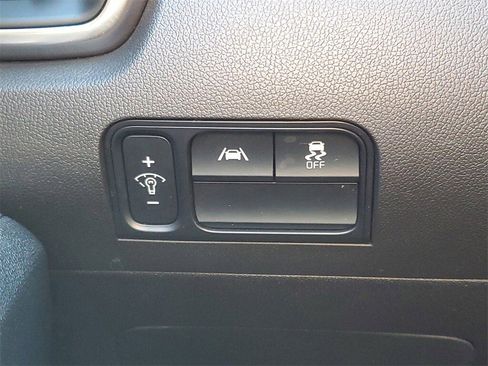 Used 2022 Kia Sorento S w/ Panoramic Sunroof Package image 21