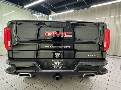 Certified 2022 GMC Sierra 1500 AT4 w/ AT4 Preferred Package AWD/4WD image 6