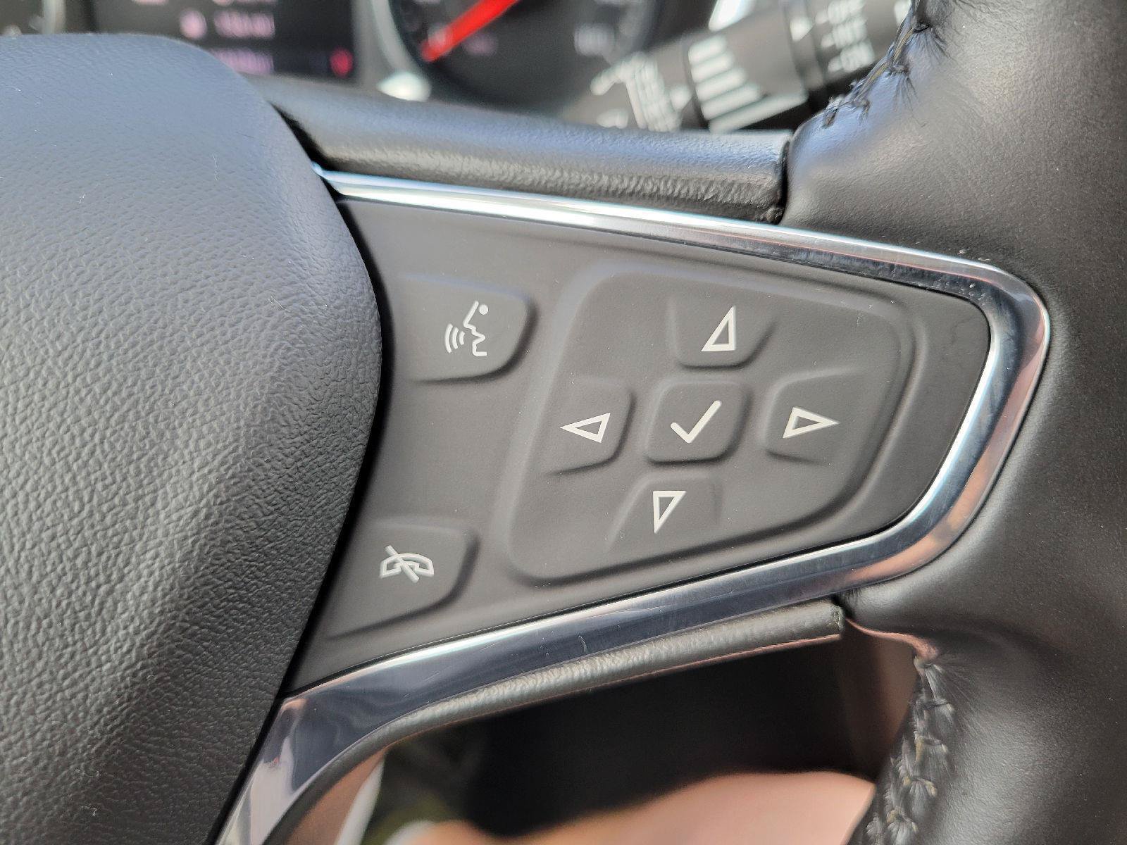 Used 2020 Chevrolet Equinox Premier FWD image 19
