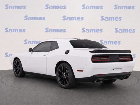 Used 2022 Dodge Challenger SXT w/ Plus Package RWD image 4