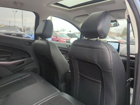 Used 2022 Ford EcoSport SES image 16