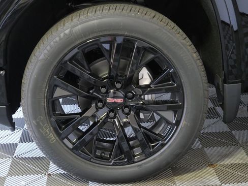 New 2026 GMC Sierra 1500 Denali w/ Technology Package AWD/4WD image 12
