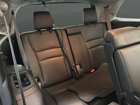 Used 2020 Honda Pilot Touring image 26