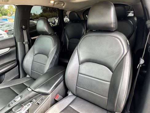 Used 2021 INFINITI QX50 Luxe FWD image 19