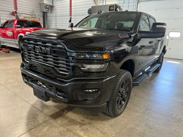 Used 2025 RAM 2500 Big Horn AWD/4WD image 40