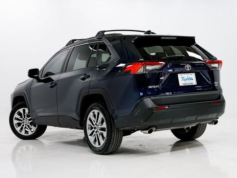 Used 2023 Toyota RAV4 XLE Premium image 31