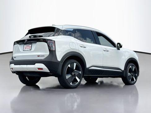 Certified 2025 Nissan Kicks SR AWD/4WD image 7