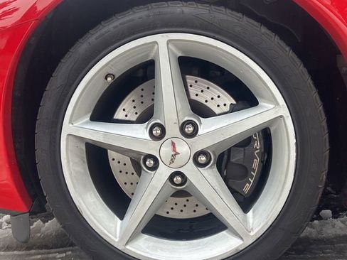 Used 2013 Chevrolet Corvette Coupe w/ 2LT Preferred Equipment Group image 21