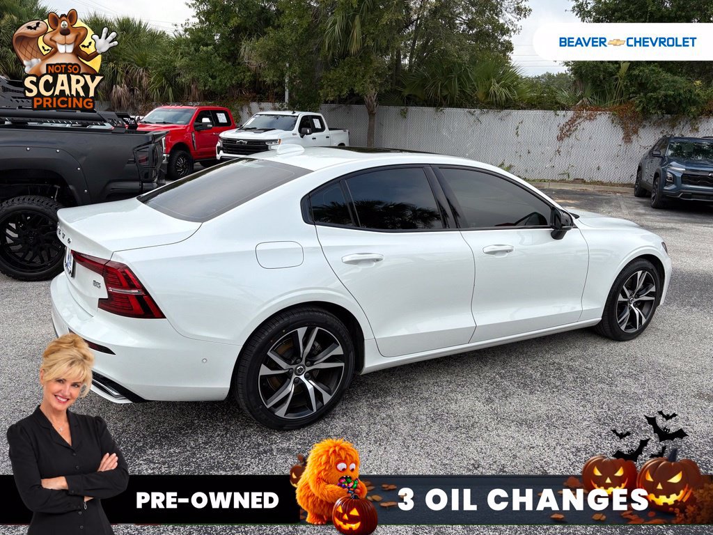 Used 2022 Volvo S60 B5 R-Design w/ Advanced Package FWD image 7