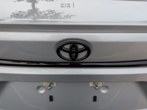 Used 2023 Toyota Corolla SE FWD image 35