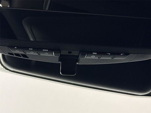 Certified 2025 Toyota Sequoia Platinum AWD/4WD image 22