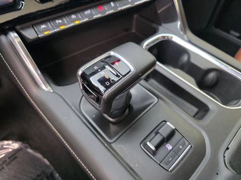 Used 2025 GMC Sierra 1500 Denali Ultimate AWD/4WD image 26