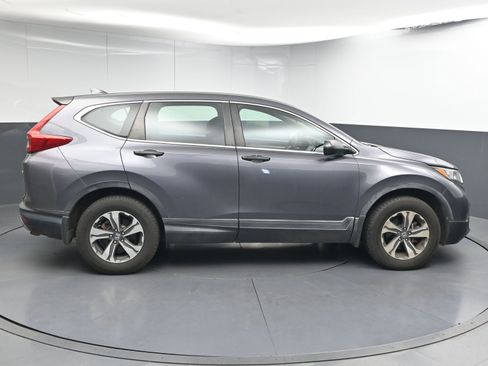Used 2018 Honda CR-V LX image 9