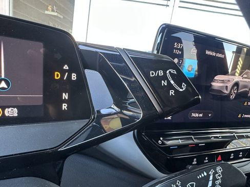 Used 2023 Volkswagen ID.4 Pro S image 22