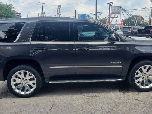 Used 2017 GMC Yukon SLE w/ Convenience Package RWD image 2