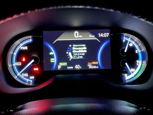 Certified 2021 Toyota RAV4 SE image 16