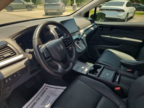 Used 2025 Honda Odyssey Touring image 10