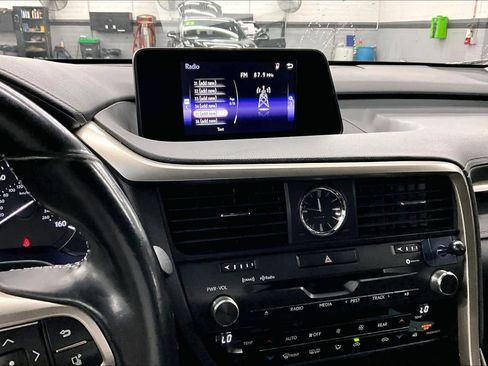 Used 2018 Lexus RX 350L FWD w/ Accessory Package image 6