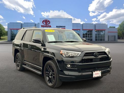 Certified 2024 Toyota 4Runner Limited AWD/4WD image 2
