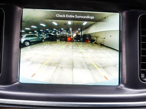 Used 2022 Dodge Charger Scat Pack RWD image 32