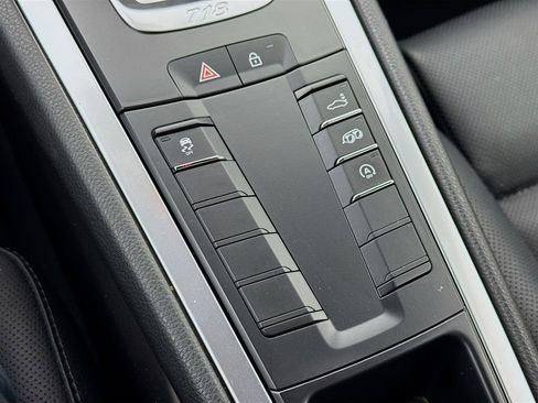 Certified 2022 Porsche 718 Cayman S image 22