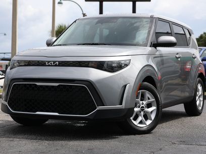Used 2025 Kia Soul S