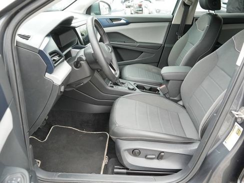 Certified 2023 Volkswagen Taos SE w/ Black Wheel Package AWD/4WD image 13