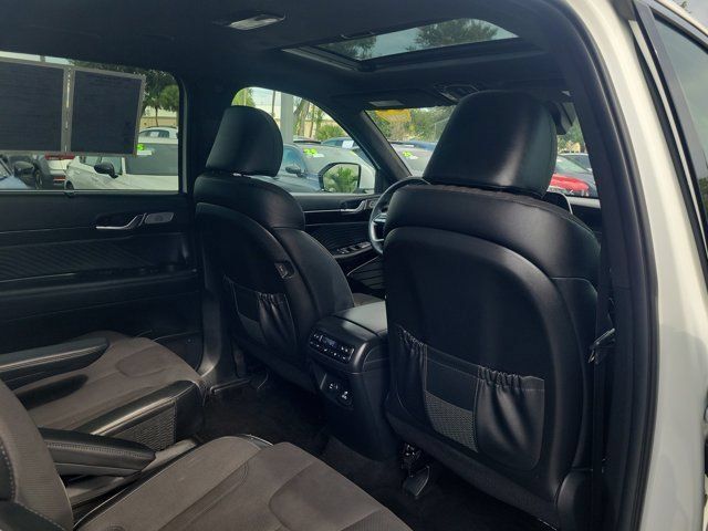 Used 2024 Hyundai Palisade Calligraphy AWD/4WD image 9