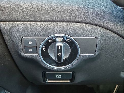 Used 2019 Mercedes-Benz GLA 250 image 24