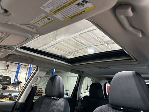 Used 2023 Subaru Forester Premium AWD/4WD image 20