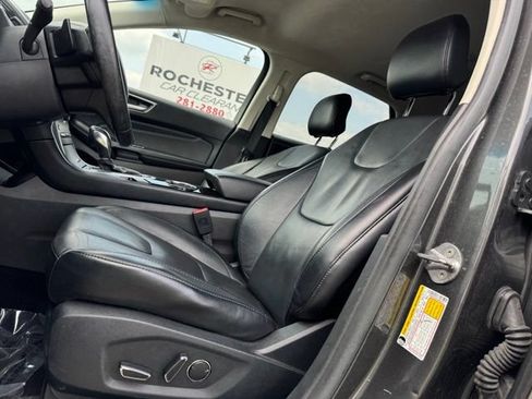 Used 2016 Ford Edge Titanium AWD/4WD image 5