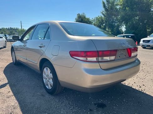 Used 2004 Honda Accord LX image 3