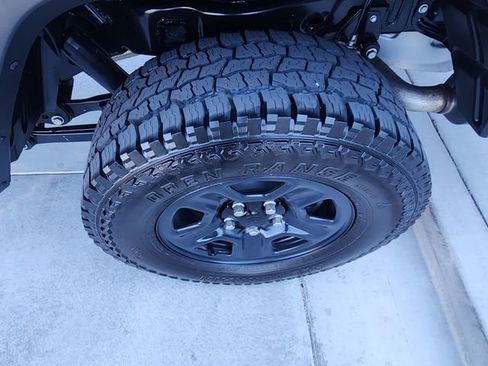 Used 2020 Jeep Gladiator Sport w/ Trailer Tow Package AWD/4WD image 33